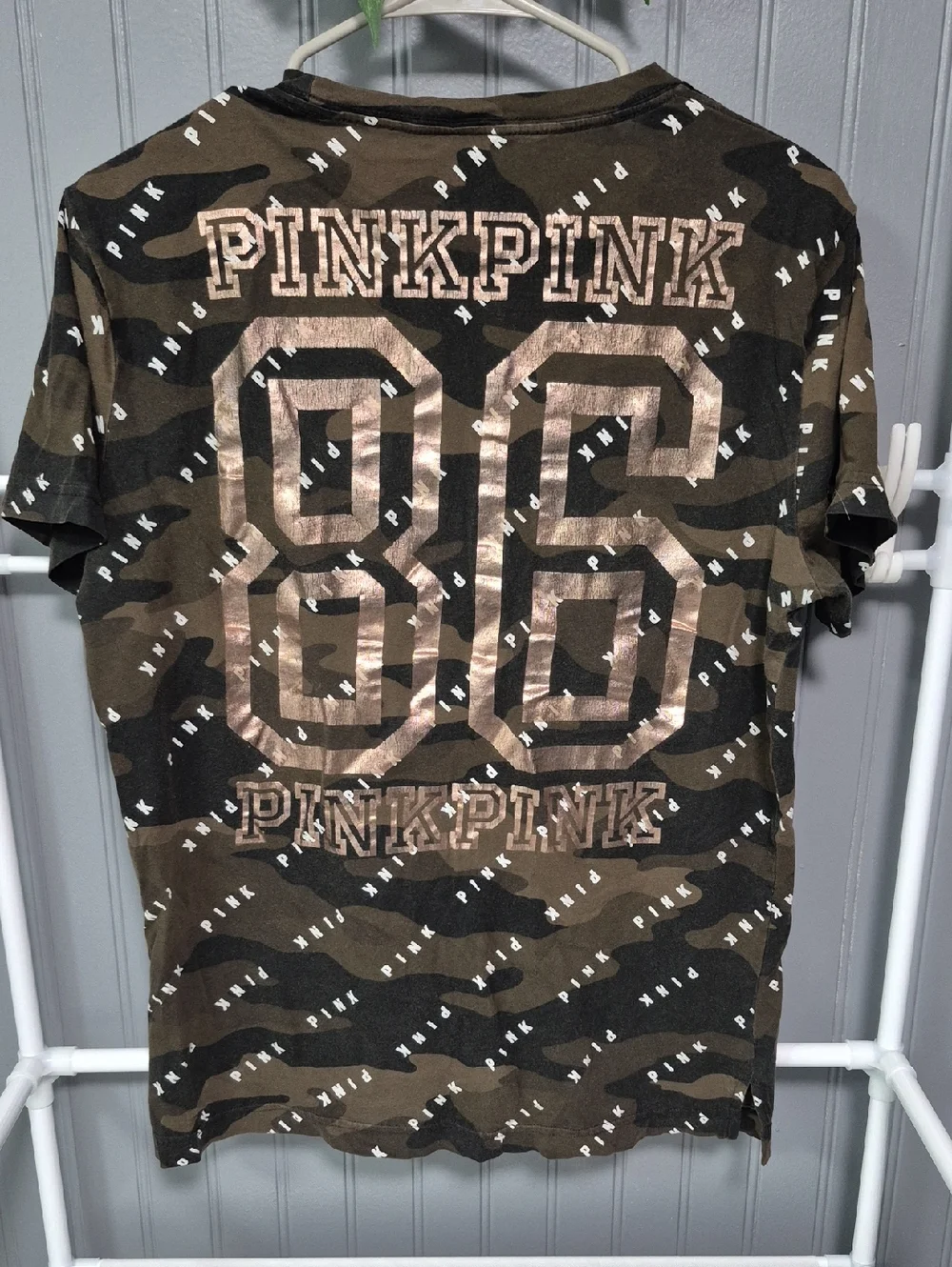 PINK Victoria's Secret  Camo Too - Picture 5 of 10